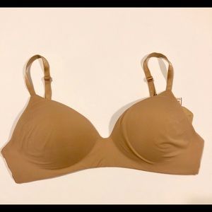 Victoria Secret wireless bra 34DD